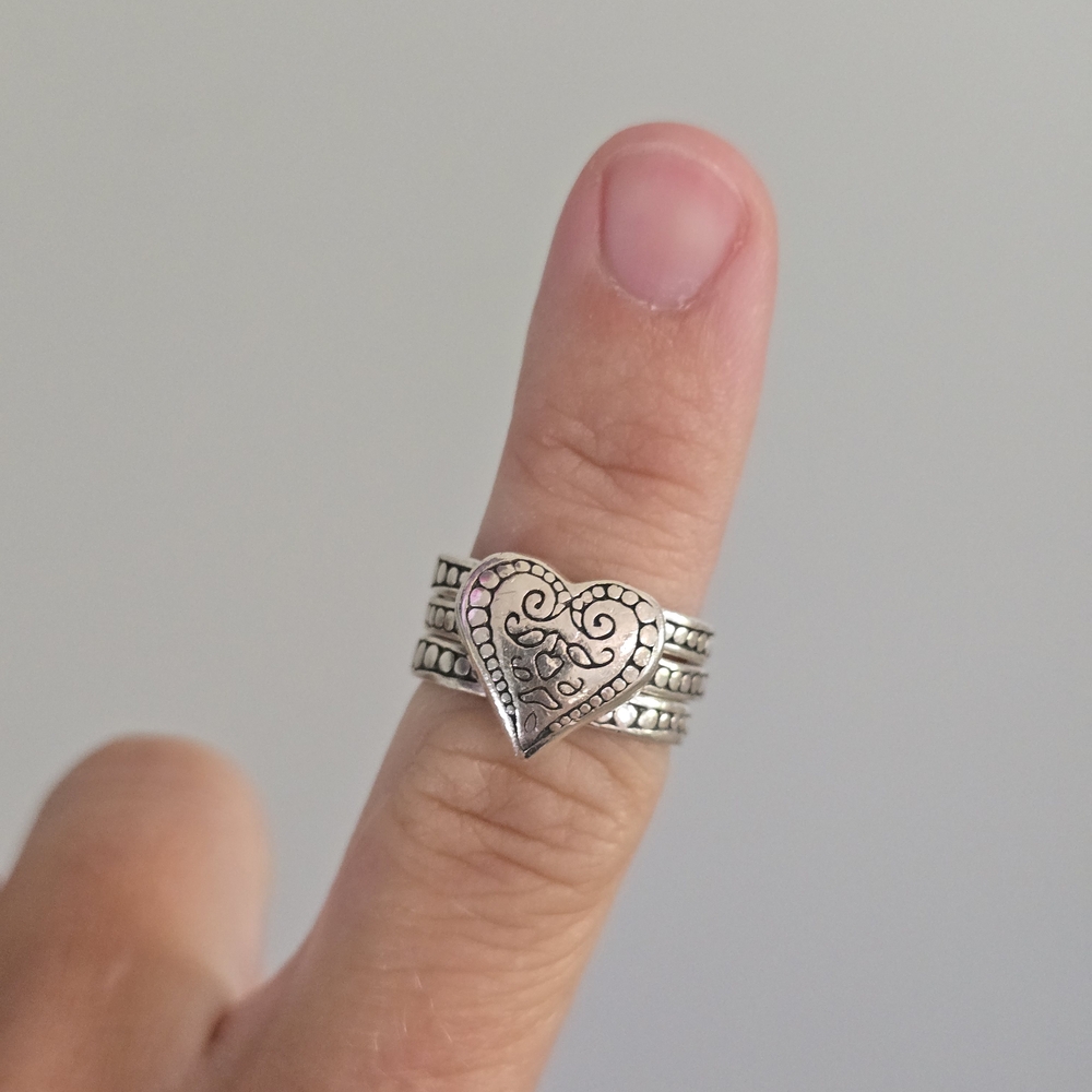 Silver Heart Ring Set - Picture 3 of 4